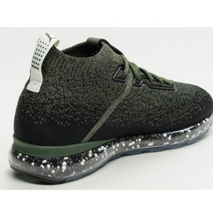 Puma Jamming Cushion Black Forest Night Sneakers.